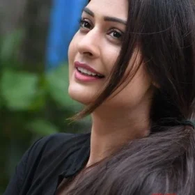 خانه 4 نگار محمدی